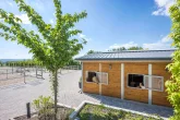 17 - Hochwertiges Anwesen mit moderner Ausstattung und eigener Reitanlage