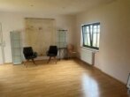 Bild13 - Wohn – Ensemble mit 2 Häusern, Stallungen, Reitplatz und Weiden!