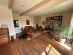 Bild15 - Wohn – Ensemble mit 2 Häusern, Stallungen, Reitplatz und Weiden!