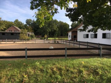 Traumhafte Reitsportanlage in bester Lage zwischen Natur, Stadt und Nordsee, 25746 Ostrohe