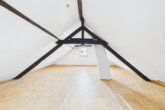 CAM04002G0-PR0064-STILL003 - Für Pferdefreunde – Wohnhaus mit Stallungen und Nebengebäude