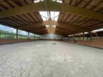 Bild 8 - Alleinlage – Exklusive und hochwertige kleinere Reitanlage mit luxuriösem Wohnhaus