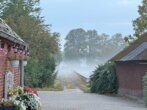Bild - Traumhaftes Reitanwesen auf 2,8 ha in idyllischer Alleinlage – 2–3 Wohneinheiten, 23 Pferdeboxen und moderne Solartechnik