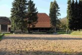 Bild - Reiterhof mit großzügigem Wohnhaus im Weserbergland