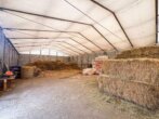 Bild - Großzügiges Reitanwesen mit außergewöhnlichem Wohnhaus, fünf Wohneinheiten, Reithalle und vielseitigem Entwicklungspotenzial