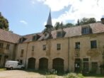 Einmaliges Château mit Park und Entwicklungspotenzial in der Region Bourgogne/Franche-Comté - 15.jpg