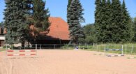 Bild - Reiterhof mit großzügigem Wohnhaus im Weserbergland